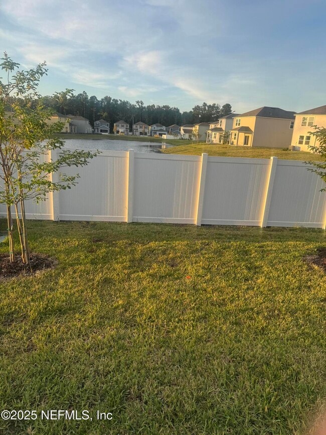 Building Photo - 179 Brazil Nut Cir