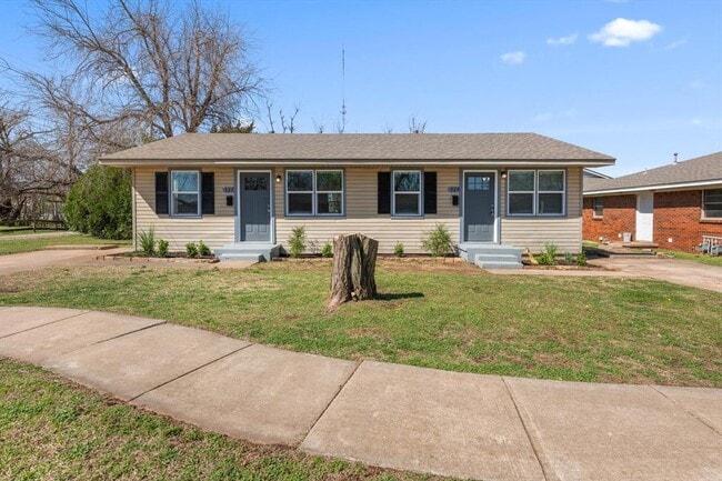 Building Photo - 529 N Baumann Ave