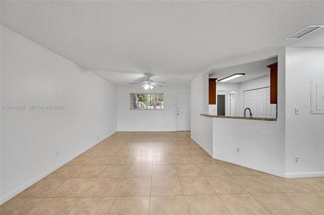 Building Photo - 3453 NW 44th St