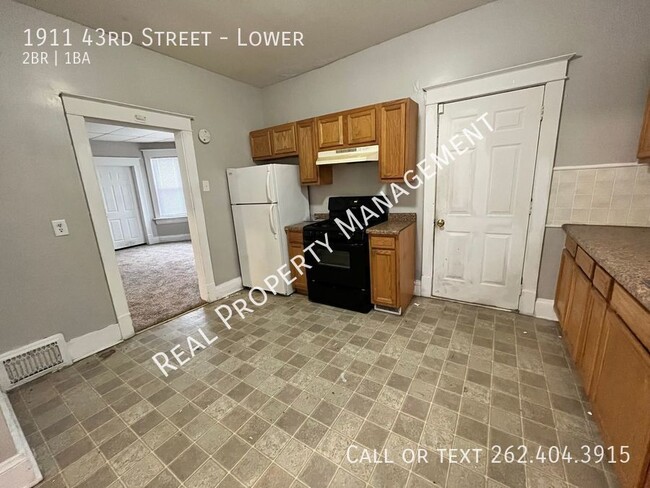 Building Photo - 1911 43rd St