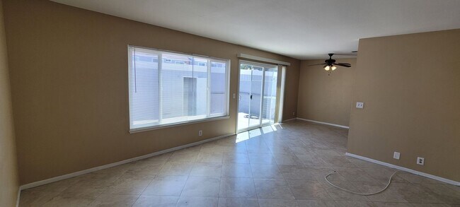 Building Photo - 1017 Quiet Creek Ln
