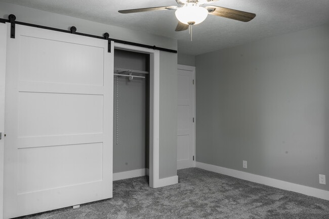 Building Photo - 7337 Collister Rd