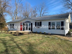 Building Photo - 4127 S Post Rd