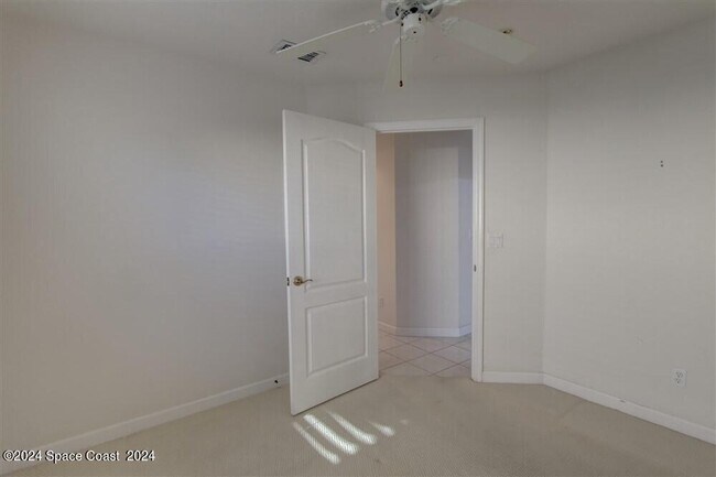 Building Photo - 2300 Brightwood Cir