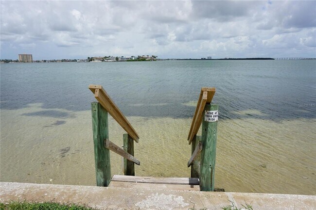 Building Photo - 6322 Palma Del Mar Blvd S