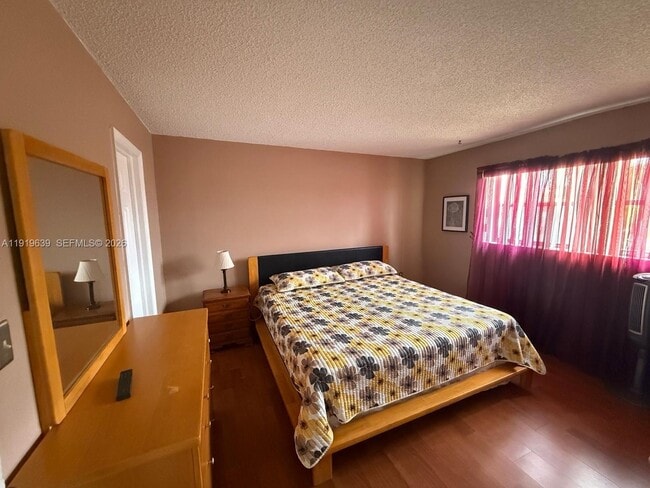 Building Photo - 8220 Sunrise Lakes Blvd