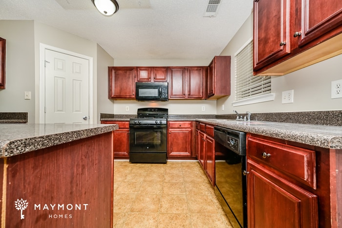 Building Photo - 1906 Bridgestone Cir