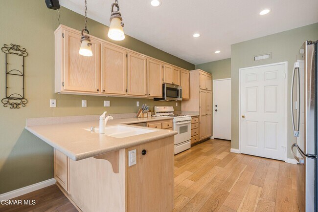 Building Photo - 11529 Treeview Ct