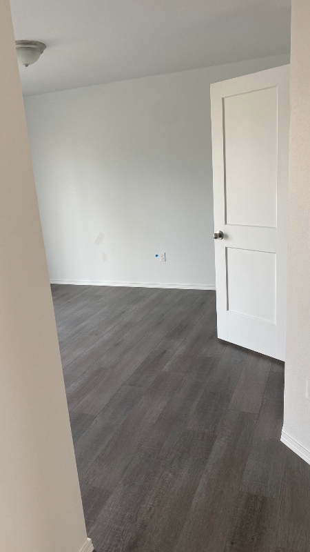 Building Photo - 2637 W Marina Dr