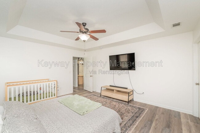 Building Photo - 3128 Alexandria Dr