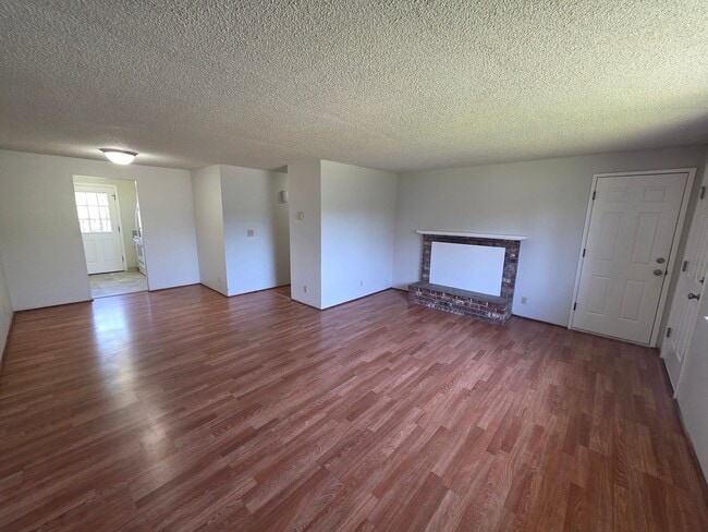 Building Photo - 446s51