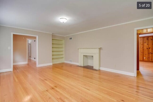 Building Photo - Lake Forest Drive - Just minutes from Augusta University!