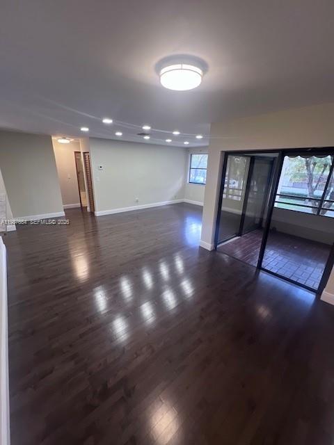 Building Photo - 20005 NE 3rd Ct