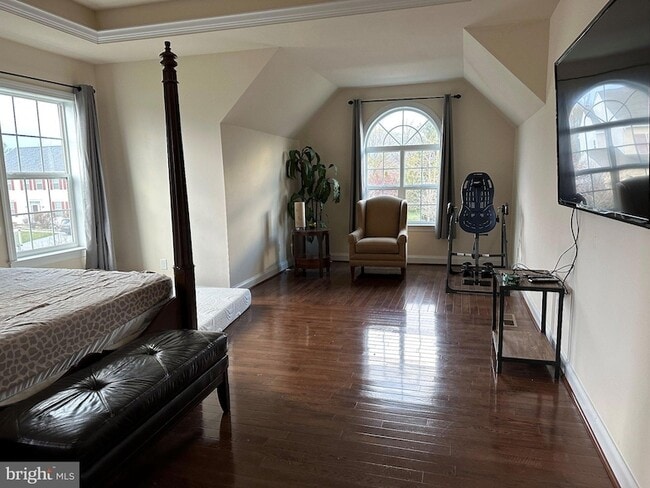 Building Photo - 605 Sunflower Cir