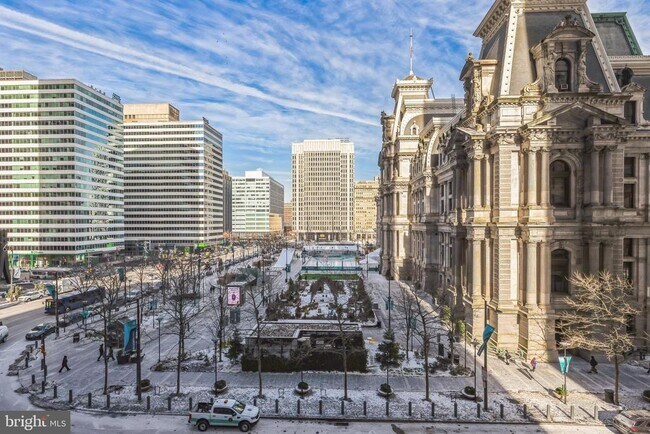 Building Photo - 1414 S Penn Square