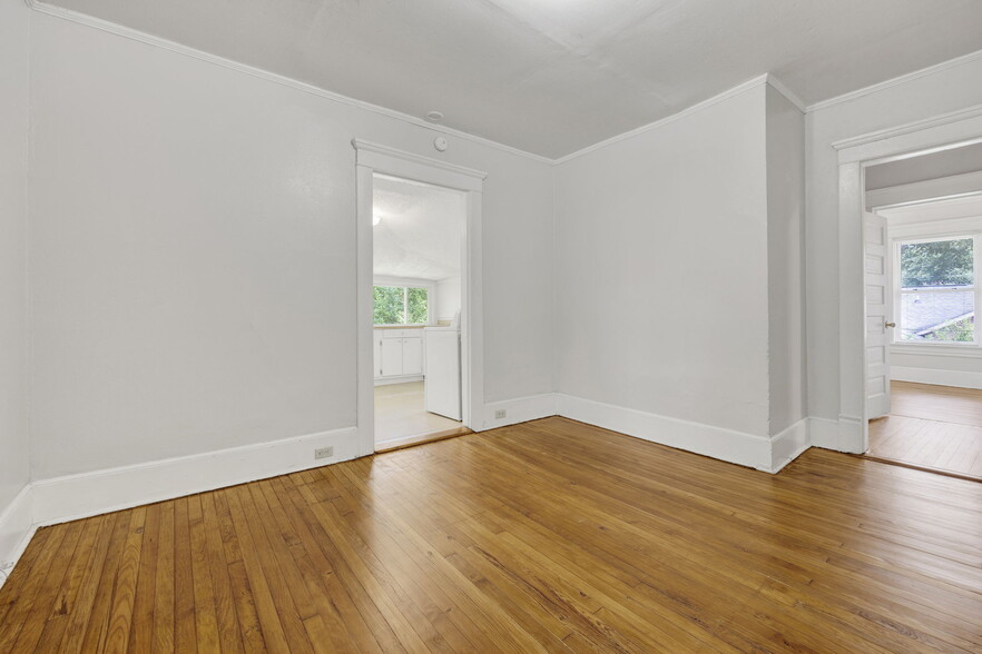 Building Photo - 3125 Heyward St