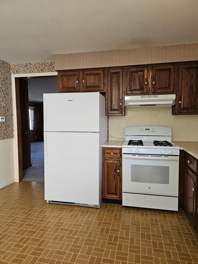 Building Photo - Great Two Bedroom Home in Haskins