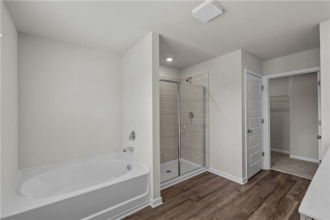 Building Photo - 334 Sound Cir