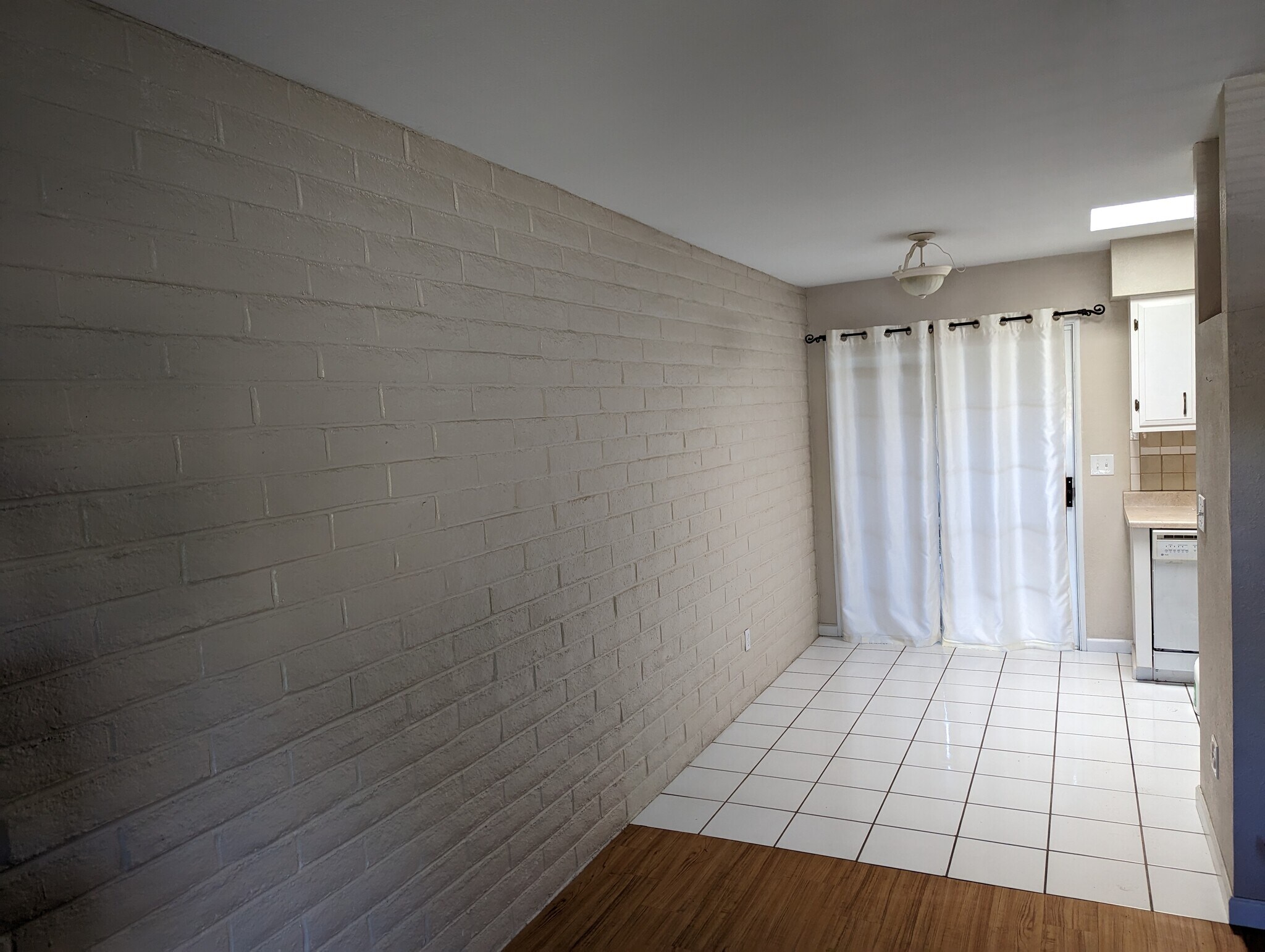 Dining area - 3646 E Blacklidge Dr