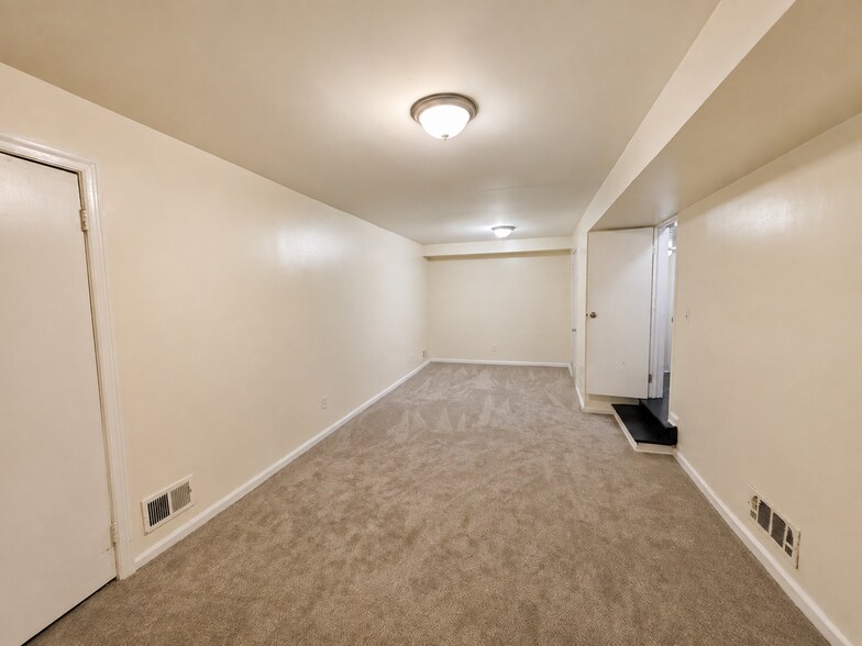 Building Photo - 2928 Belleau Ln SE
