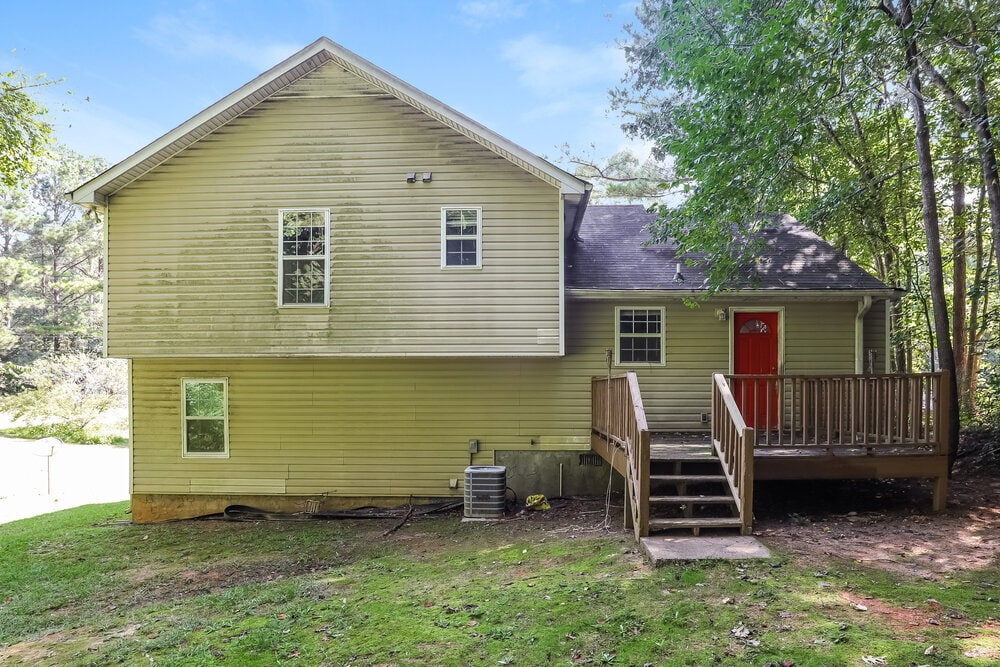 Building Photo - 200 Settlers Ridge Ln