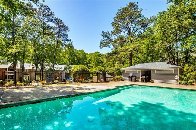 Building Photo - 521 Warm Springs Cir