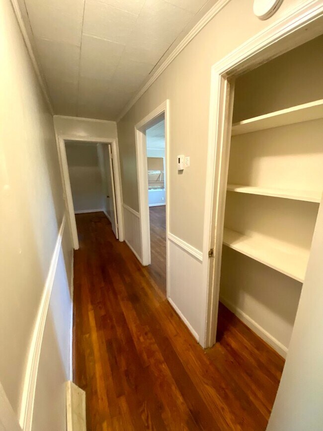 Building Photo - 129 Freedom Dr