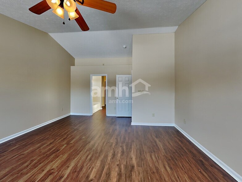 Building Photo - 5838 Twin River Ln