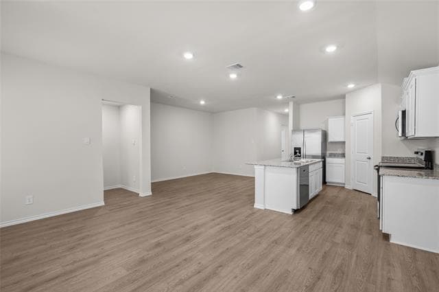 Building Photo - 4318 Carnation Dr