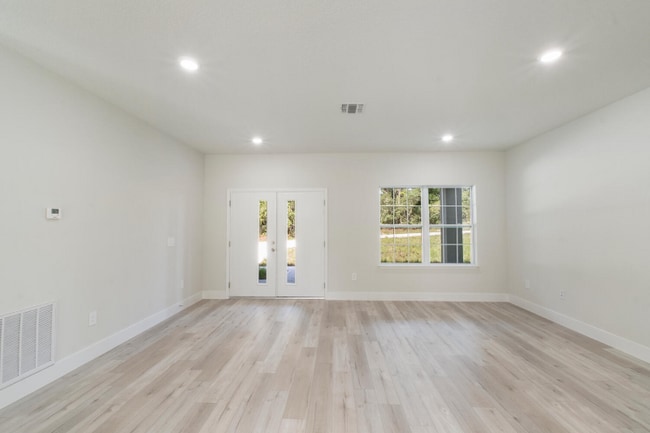 Building Photo - 9371 N Cougar Paw Dr