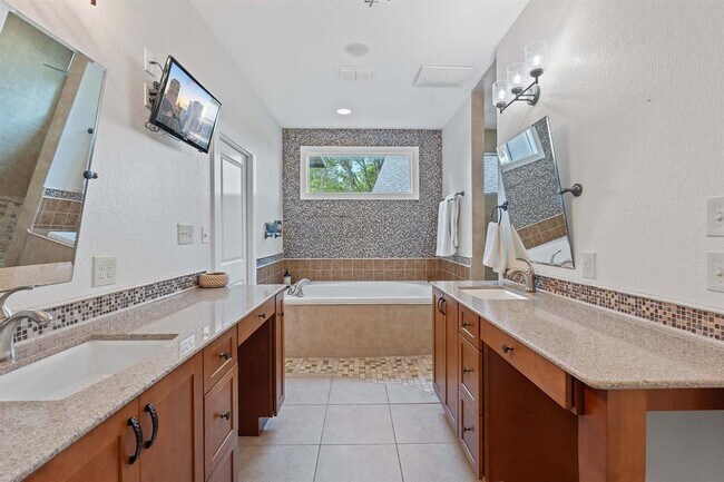 Building Photo - 7604 Vail Valley Dr