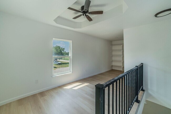Building Photo - ? Newly Renovated Home in Arlington! ?