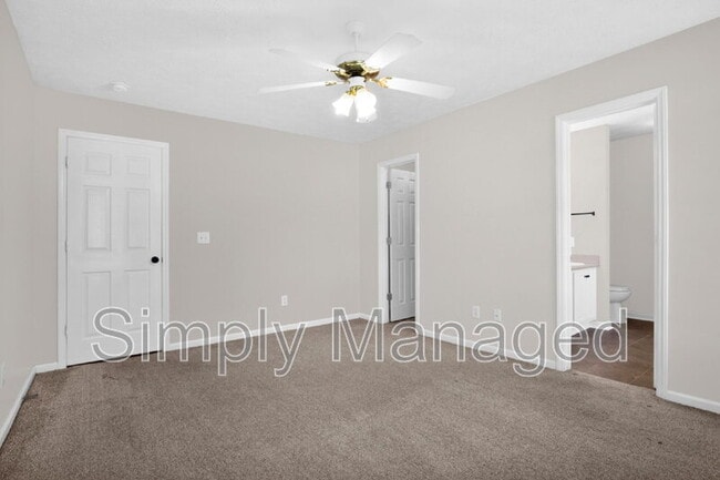 Building Photo - 104 Stockade Ct