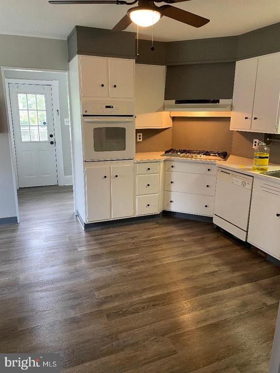 Building Photo - 246 W Front St