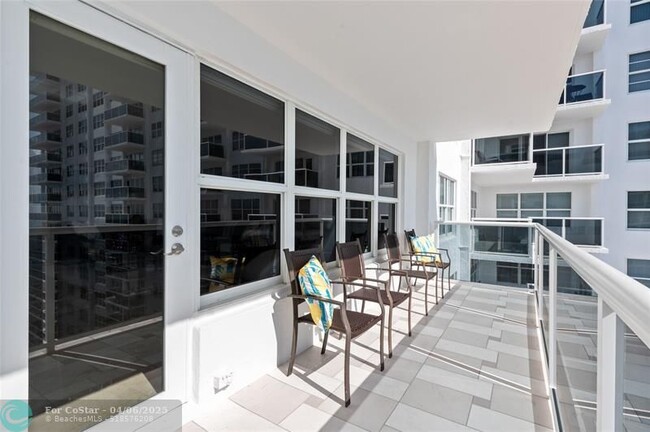 Building Photo - 3500 Galt Ocean Dr