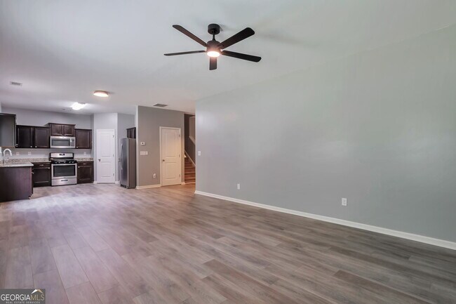 Building Photo - 4098 Clay Ct SE