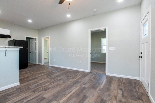 Building Photo - 1601 S Pattie St