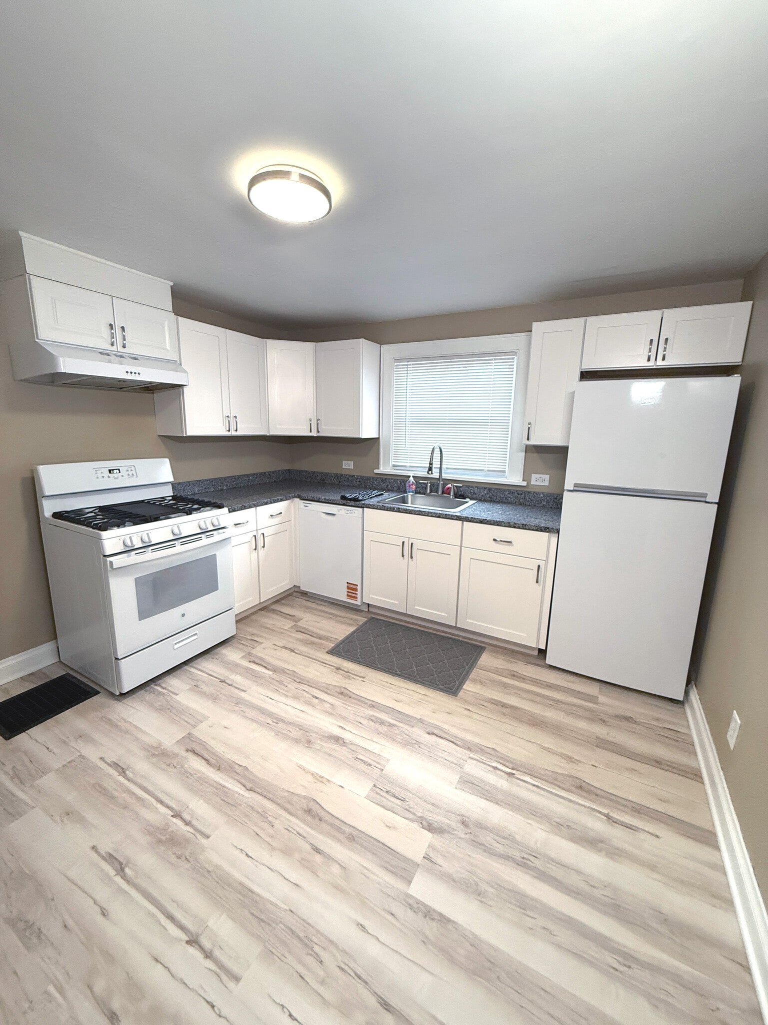 Building Photo - 1617 Jackson St