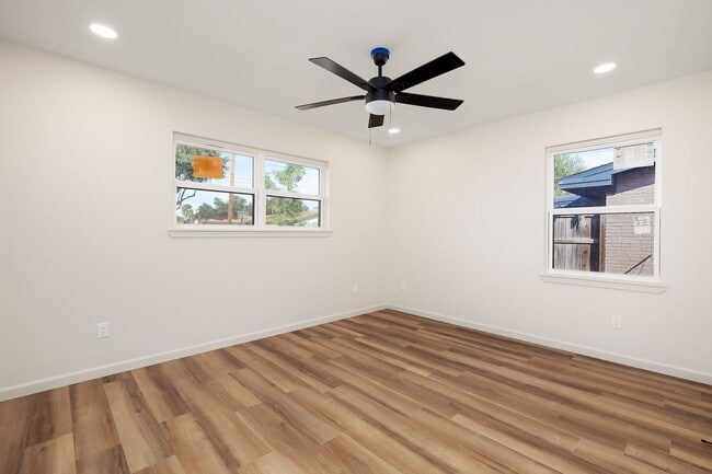 Building Photo - 1518 Orchid Ave