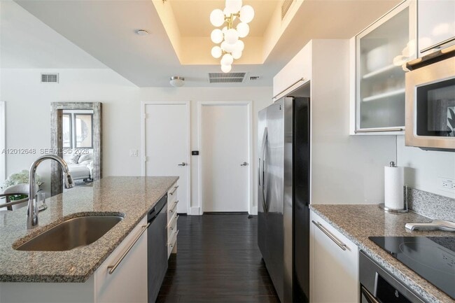 Building Photo - 888 Biscayne Blvd
