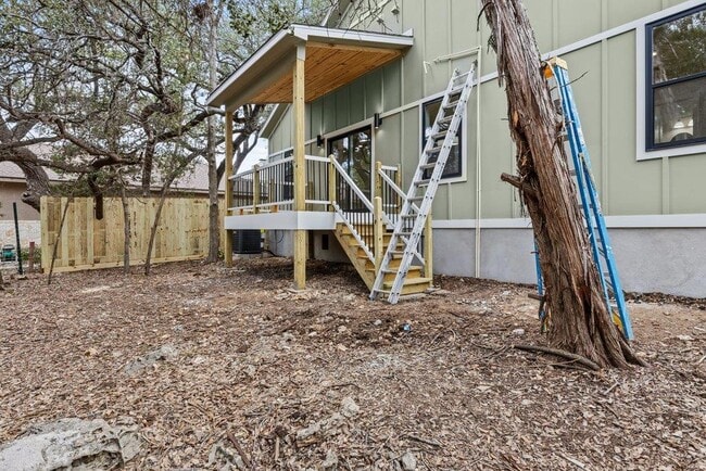 Building Photo - 30 Wood Glen Dr