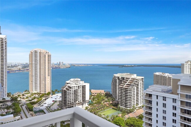 Building Photo - 801 Brickell Key Blvd