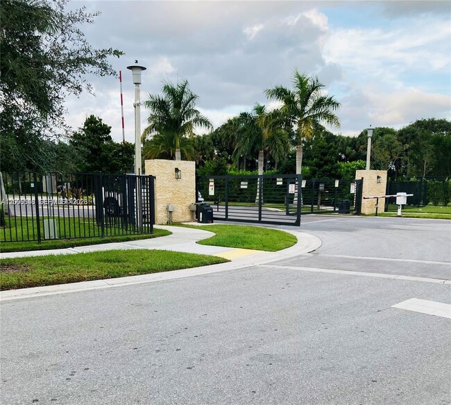 Building Photo - 640 Pioneer Way