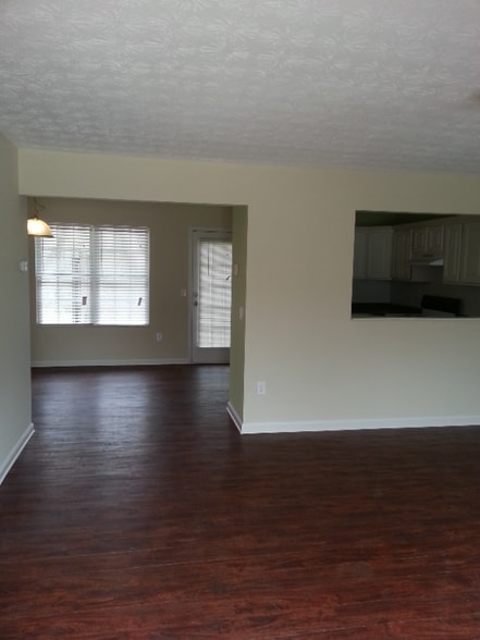 Building Photo - 8313 Max Ct