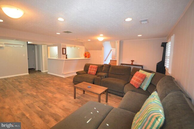 Building Photo - 12614 Oxon Rd