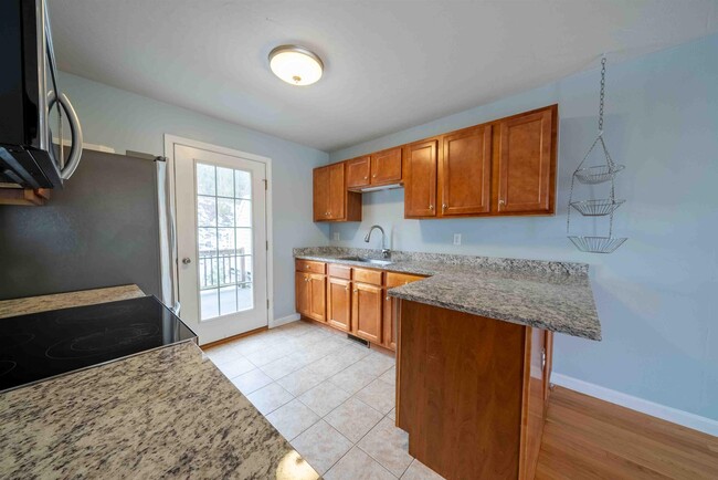 Building Photo - 59 Dicandra Dr