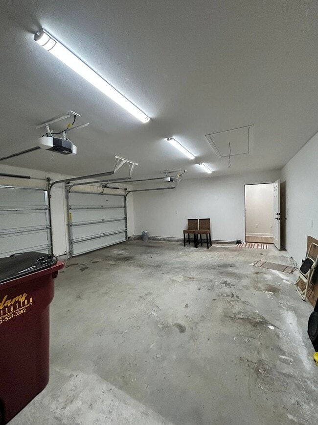 Building Photo - 1759 Fuller Dr