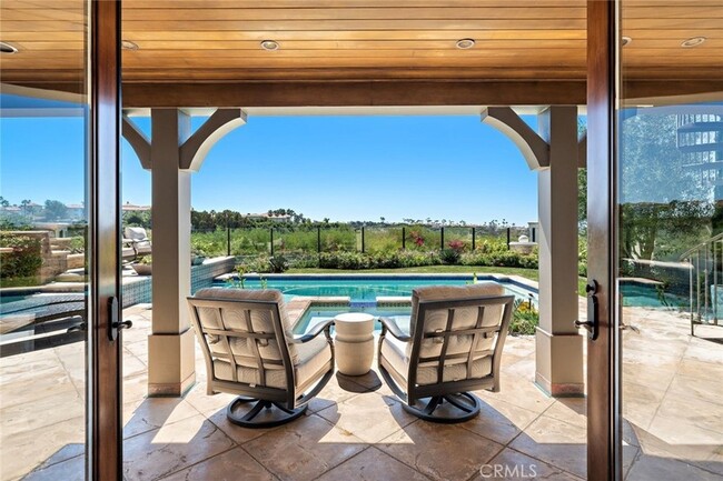 Building Photo - 5 Via Monarca St