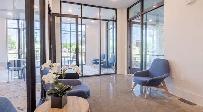 Building Photo - 6311 S 1st St