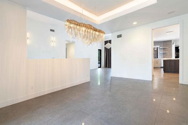 Building Photo - 410 Milagrosa Cir